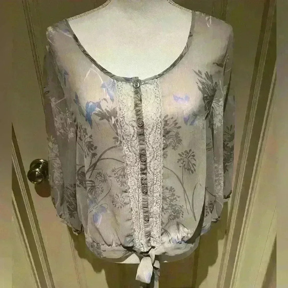 Express sheer ladies front tie blouse button down long sleeve Medium - Picture 2 of 13